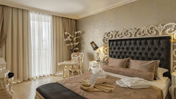 Sunrise Queen Luxury Resort & Spa